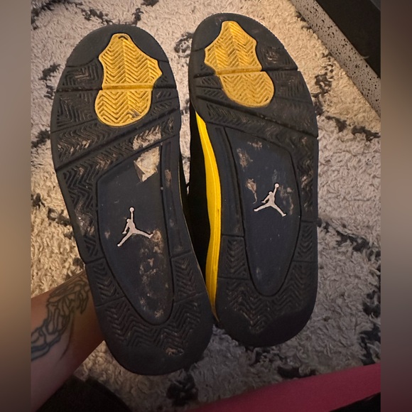 Jordan 4 - Picture 5 of 7